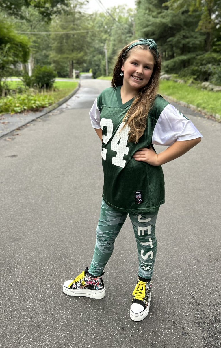 Brooklyn had to rock her <a href="/nyjets/">New York Jets</a> gear to let everyone know there was never a doubt