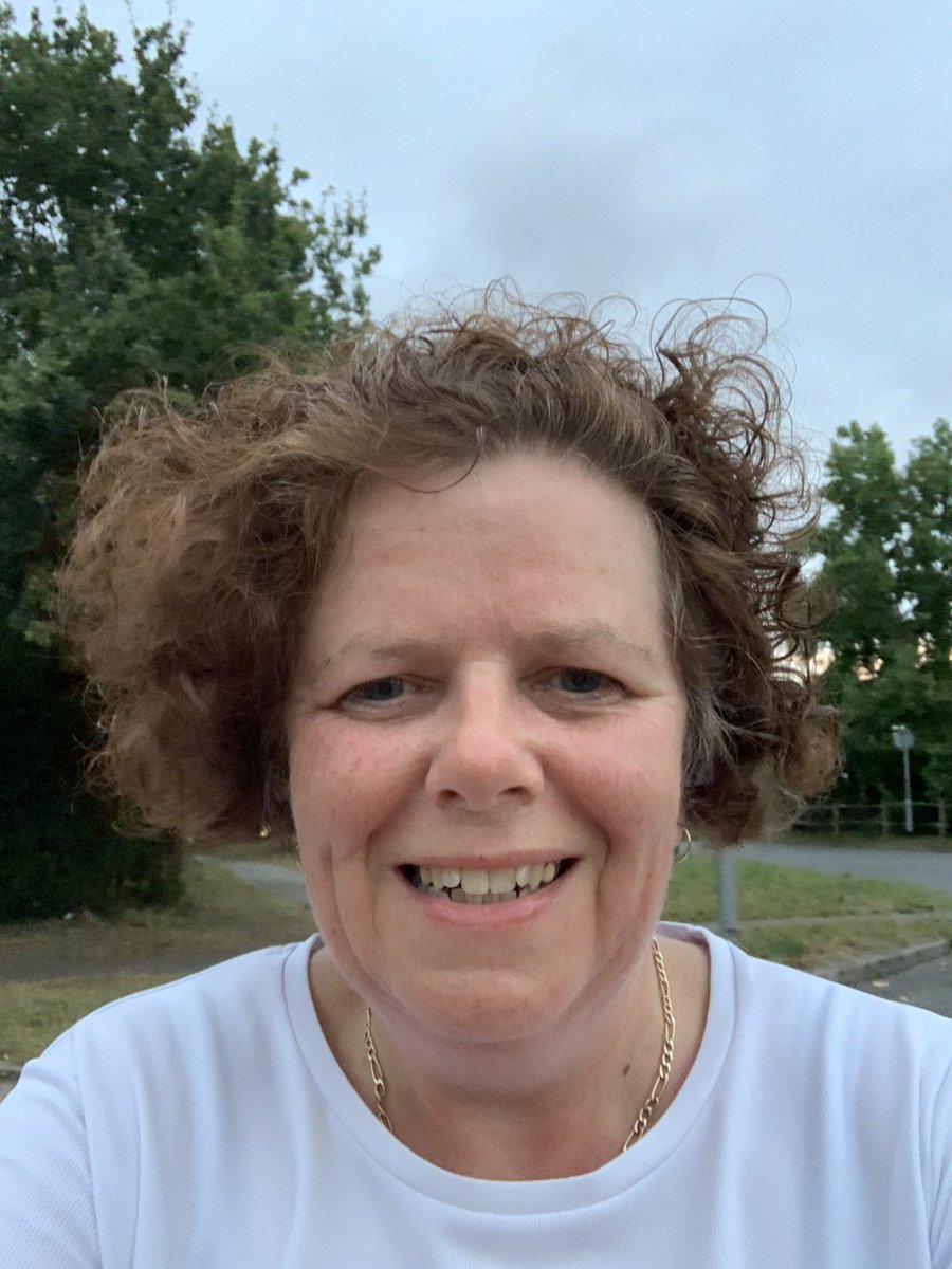 mysonisno1's tweet image. 2 good things happened today, firstly the car passed its MOT with NO advisories and 2nd I seem to have found my mojo, lovely solo run tonight and a walk to school as no car #Flanci #TeachersRunClub #Brooks #running #mojohunting