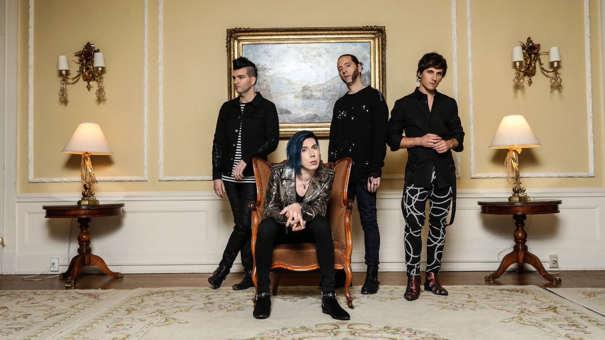 <a href="/KW_Oktoberfest/">K-W Oktoberfest Inc.</a> begins in 10 days! 

Meaning that in 10 days, to kick things off, <a href="/Bingemans/">Bingemans</a> welcomes 🎸 @MTrench to the KoolHaus stage!

On top of the headliners, the 19+ event features guest DJs and Haus Band, The Golden Keys.

Read more here:
bingemans.com/oktoberfest/ev…