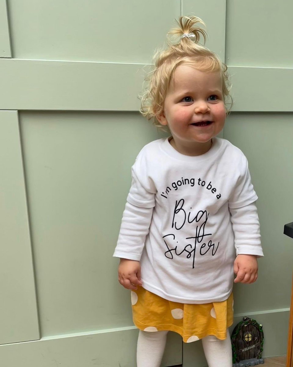 Sarah Vickers (@svickers93) on Twitter photo Baby girl Vickers number 2 due in March! ๐ฉท๐ท๐ธ
Ginny is going to be a big sister ๐ Baby girl Vickers number 2 due in March! ๐ฉท๐ท๐ธ
Ginny is going to be a big sister ๐