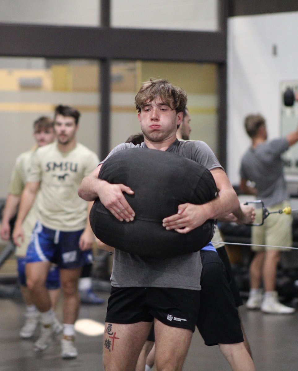 Building that #horsepower every day thanks to Brad Gillingham 💪

📸: <a href="/muellermorgan17/">Morgan Mueller</a>