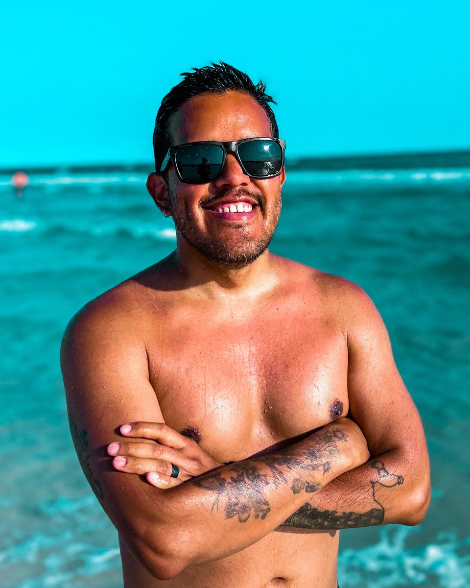 AMO 🏝️ #beachday