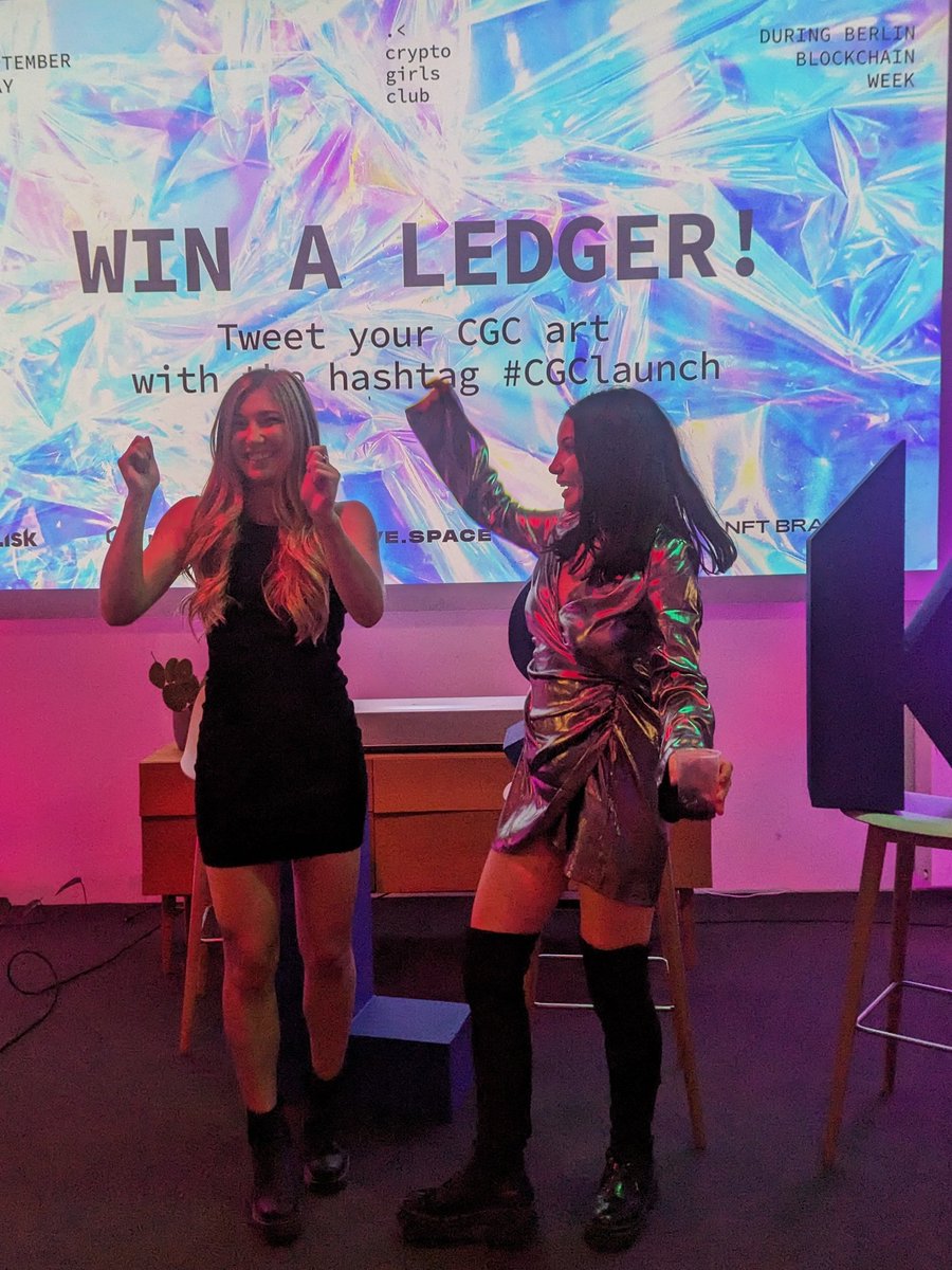 ZoeCatherineF's tweet photo. Holy shit #cgclaunch https://t.co/vLcMaYHDgD