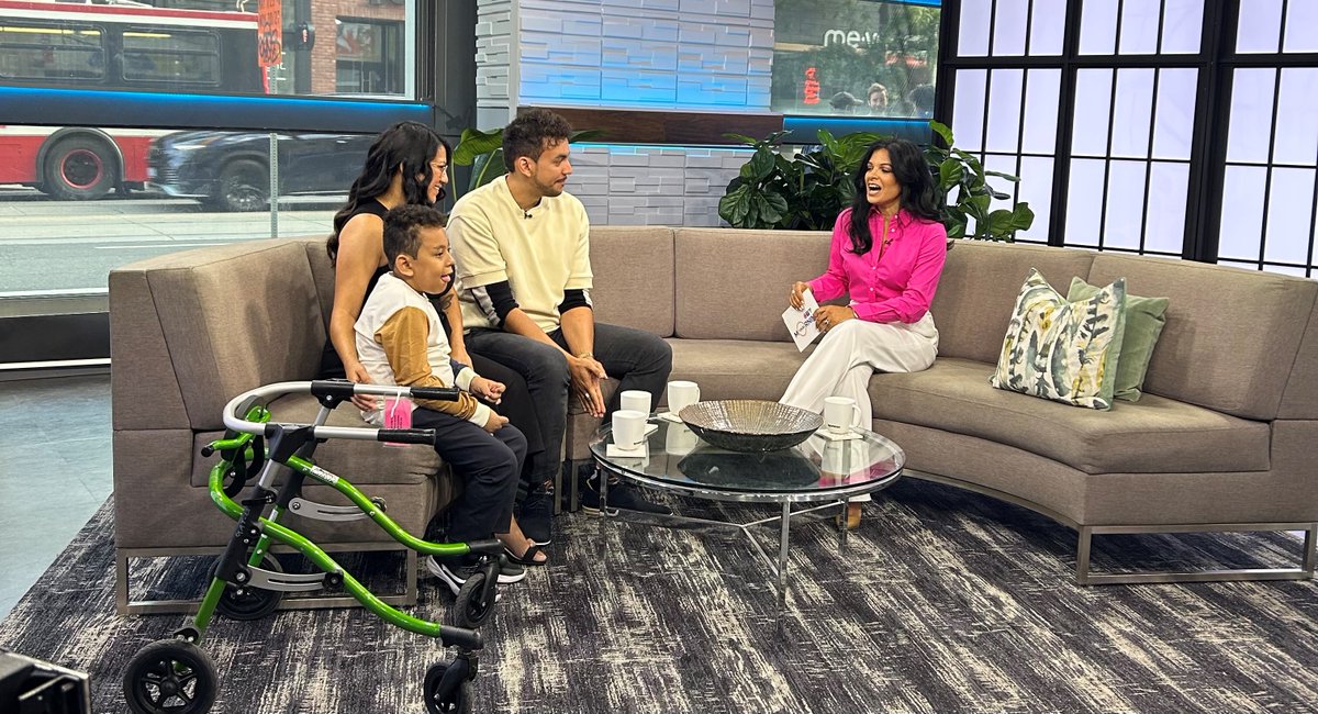 HBKidsHospital's tweet photo. ICYMI – thanks to @AnneMarieAMK, @BrandonRoweTV and @TOYourHealth9 for sharing our #InclusionResolution campaign and amplifying the voices of our clients and families around creating inclusive classrooms for kids and youth with disabilities. Watch here: https://t.co/O9xYPB1on9 https://t.co/lYUucNLf9V