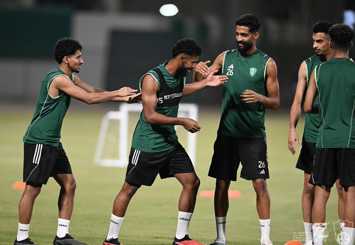 ALAHLI_FC's tweet photo. عودة للعمل بكل قوة وتركيز 💪🏻 https://t.co/fD98MJDvtm
