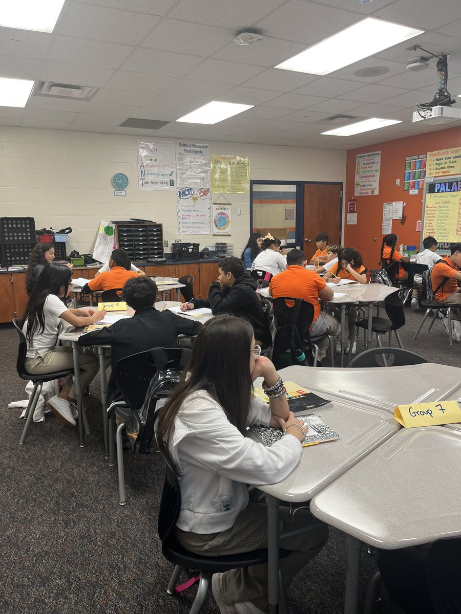 gailp15's tweet photo. Ms. Dominguez is UNSTOPPABLE with the amount of learning and language acquisition happening in her English Enrichment class here at Bailey MS!🧡💙🧡
#wearespring
@SISD_Multilingu 
@SpringISD_Super 
@DrVEmholtz https://t.co/c8O0BMkIVm