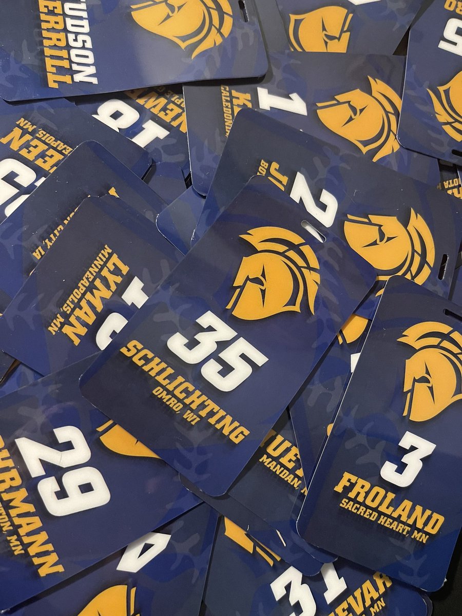 CD_DZNs's tweet photo. Check out these custom bag tags that shipped out today! Can’t wait to see these teams rocking these tags all season! Interested in getting your team custom bag tags? Email me at ConnerDarnellDesigns@gmail.com or DM me! @CoachO_UM @SewaneeBaseball @SkagitAthletics @NIACCBaseball https://t.co/GsWPFkRh9F