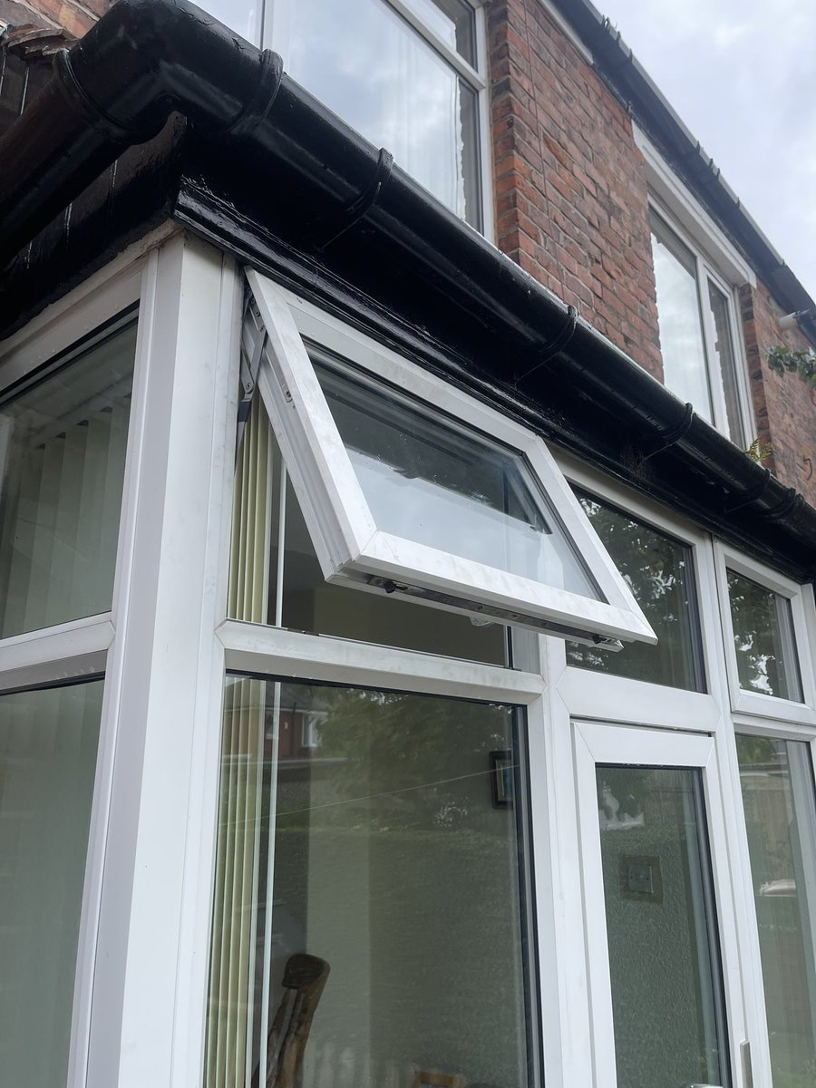 We don’t just fix doors! We fix windows too 👍 

#Keyserve #KeyserveLocksmiths