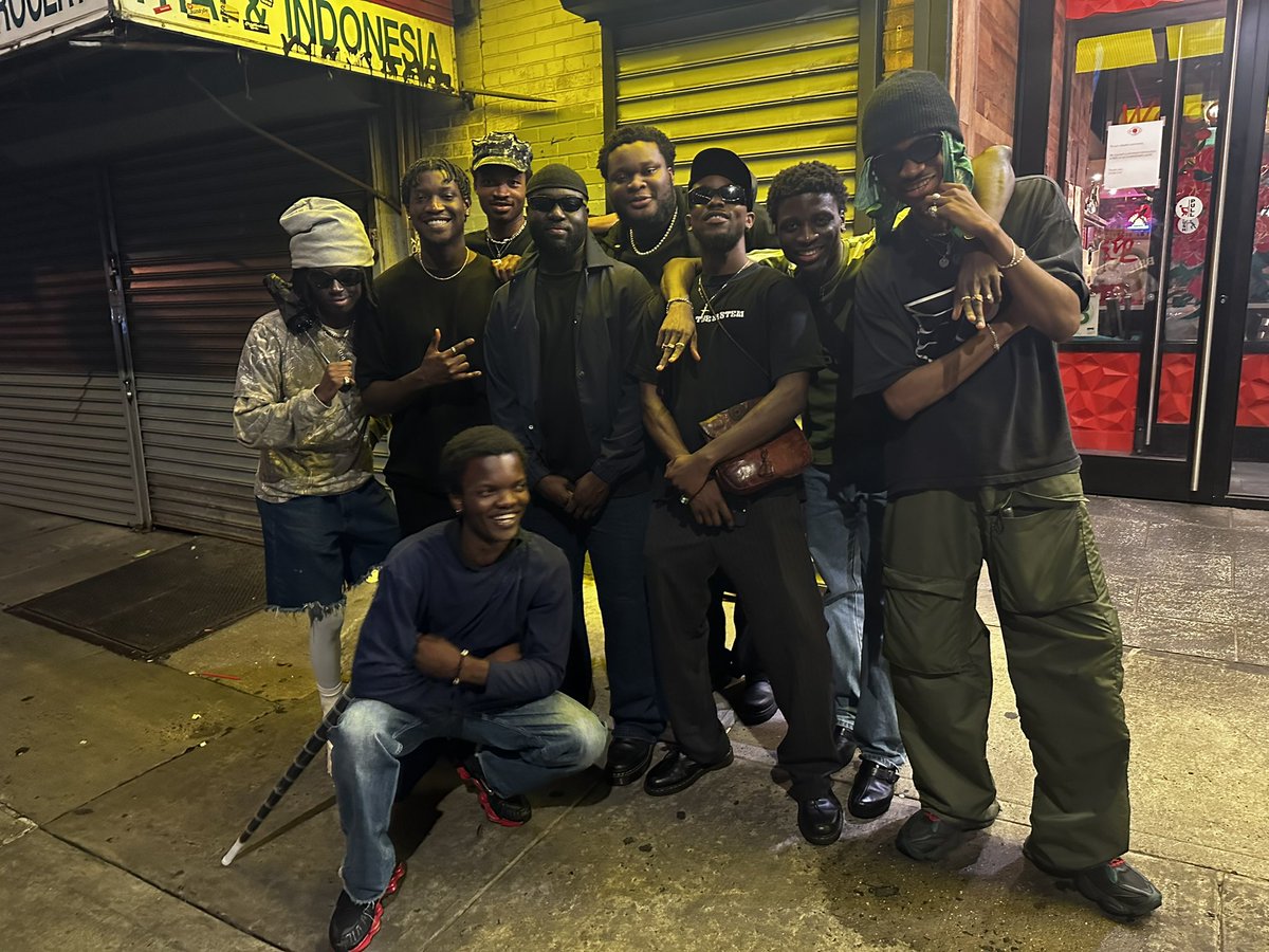 quicsnd's tweet photo. shouts out uncle lou https://t.co/uKpC6SF2nJ