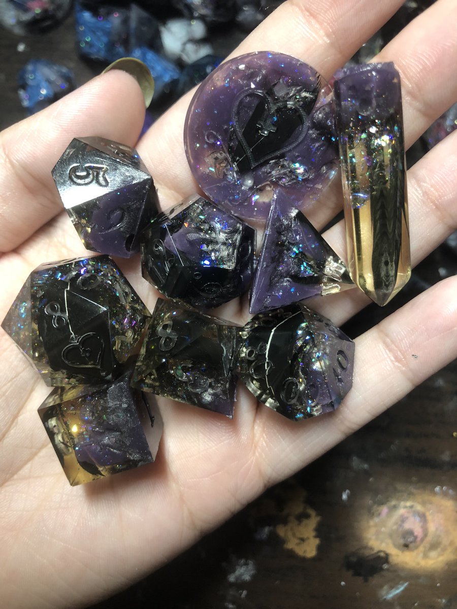 HealersHug's tweet image. It’s a bit short notice but there will be a shop update this Saturday September 16th at 3pm PT. I have 10 sets that need to be finished but might post some as raws for a discounted price. 
#handmadedice #dice #dnd #dungeonsanddragons #ttrpg