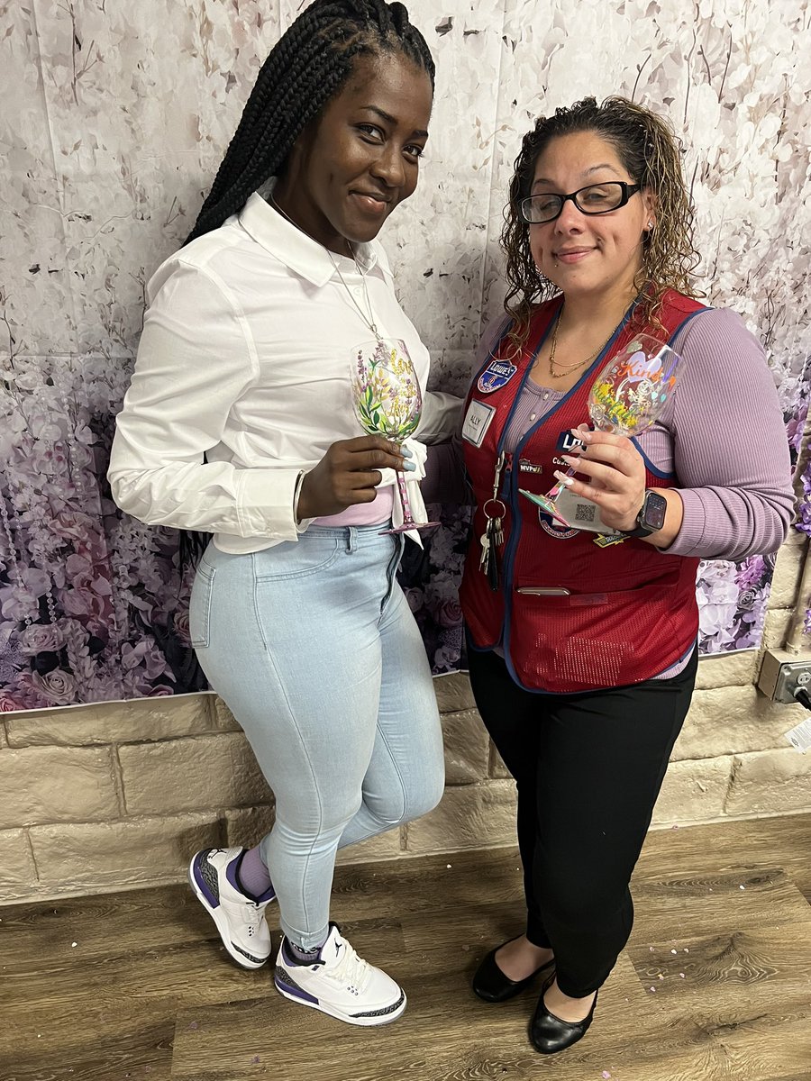 Jackie Davis tweet media