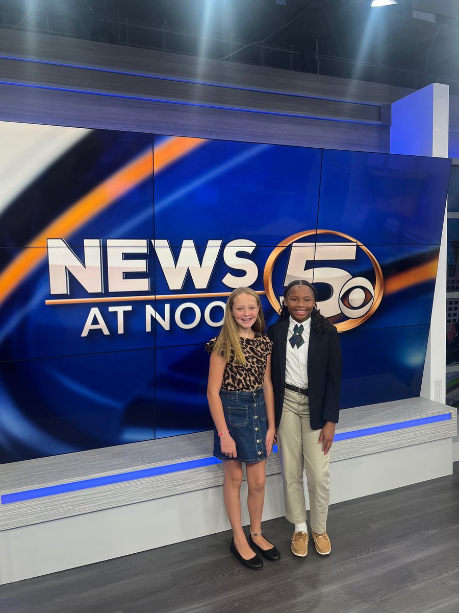 PhillipsPrepIB's tweet photo. Two of our 7th grade students are going to be broadcasting on @WKRG ! Kayleigh Harvey’s segment airs tonight at 9pm and Rileigh Bonham’s segment will air on September 26th at 9pm. Way to go, girls! 
#ExcellenceByChoice
#AimForExcellence
#PiratePower
#Meterologists https://t.co/LGYUaAcwVb