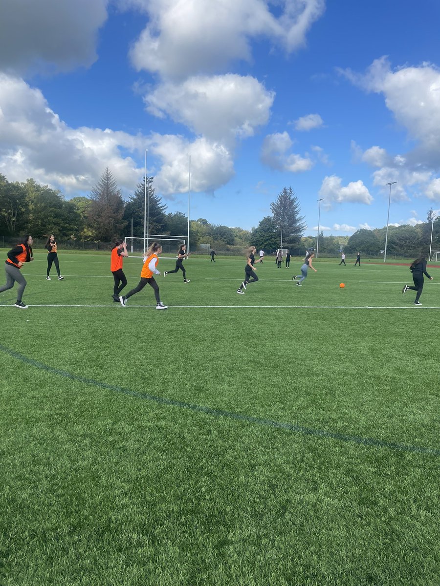 S3 PE Studies have finished their block of football focusing on the physical factor, how to answer describe and explain questions and lastly, how this factor can impact their performance. ⚽️ 

Well done girls!!👍🏻