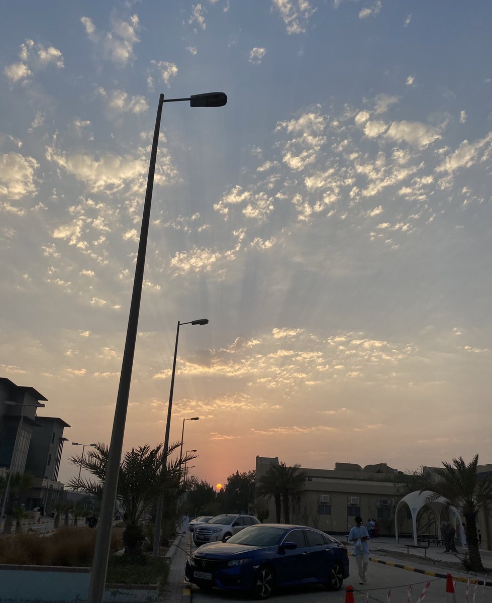 eman_almuhrqi's tweet photo. Pink Sky 💖 https://t.co/Mvcw7xhd2b