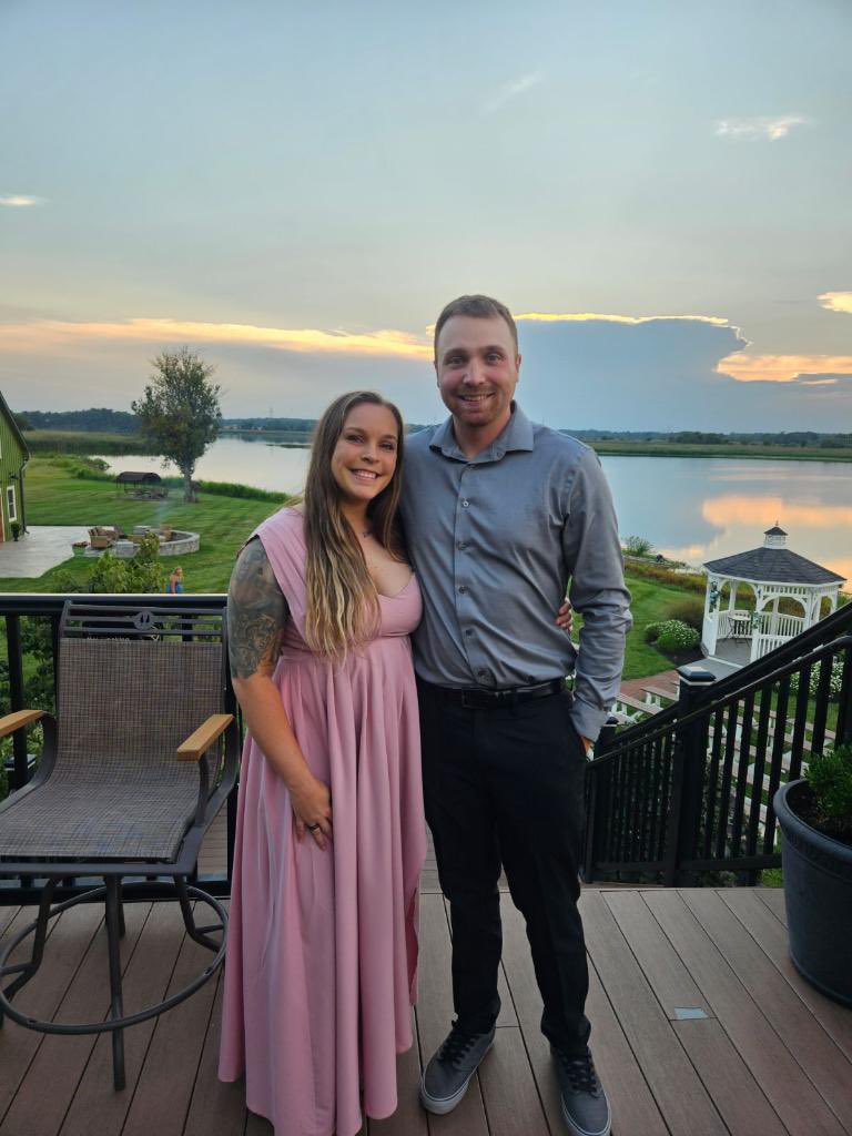dwise94's tweet photo. Jake and I clean up nice for weddings 🥰 https://t.co/L04MCoEL74