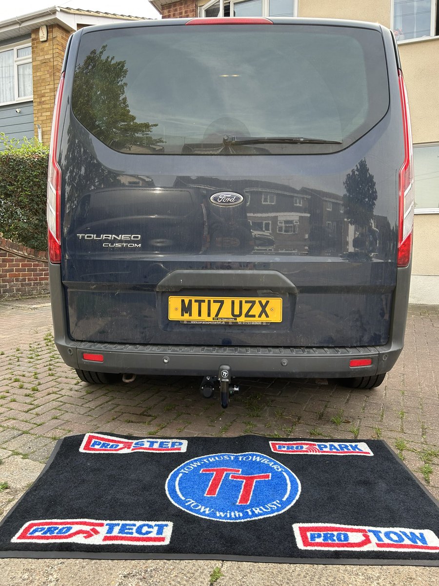 ACMTowbars's tweet photo. Just a few of the towbars supplied by @ACMTowbars. We cover all of Essex and parts of Kent. So if you need a Towbar please get in touch and we will do our best to help https://t.co/Q0WvK5KWFZ