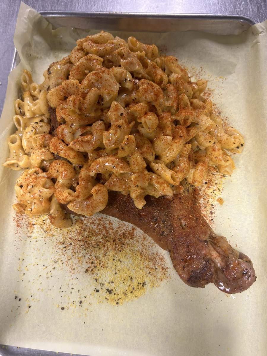 dave214_'s tweet photo. It’s Taco Tuesday Or Turkey Leg Tuesday … Either Or Come Try Out Our Shrimp Tacos w/ Spicy Tartar Sauce or Our Leg Of the Week. Spicy Mac 😏 

@TLegParadise 
1715 Botham Jean Blvd
Dallas, TX  75215
United States https://t.co/lPb1yhPSfF