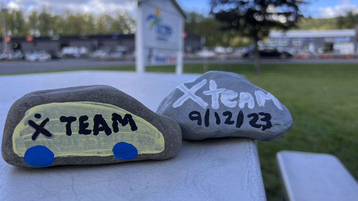 IrisMoresi's tweet photo. I am excited to volunteer with @Berkshirebank for Xtraordinary Day with colleagues as we lift-up local nonprofit organizations and give back to communities across the Northeast. #XTeamNation #whereyouworkmatters https://t.co/320XhU9ArZ
