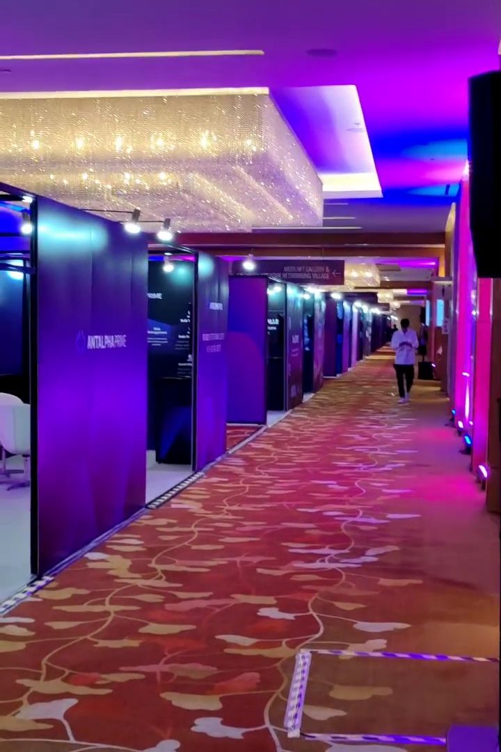 bitmet_'s tweet photo. #Token2049 #Singapore https://t.co/RFP5XCVqLs