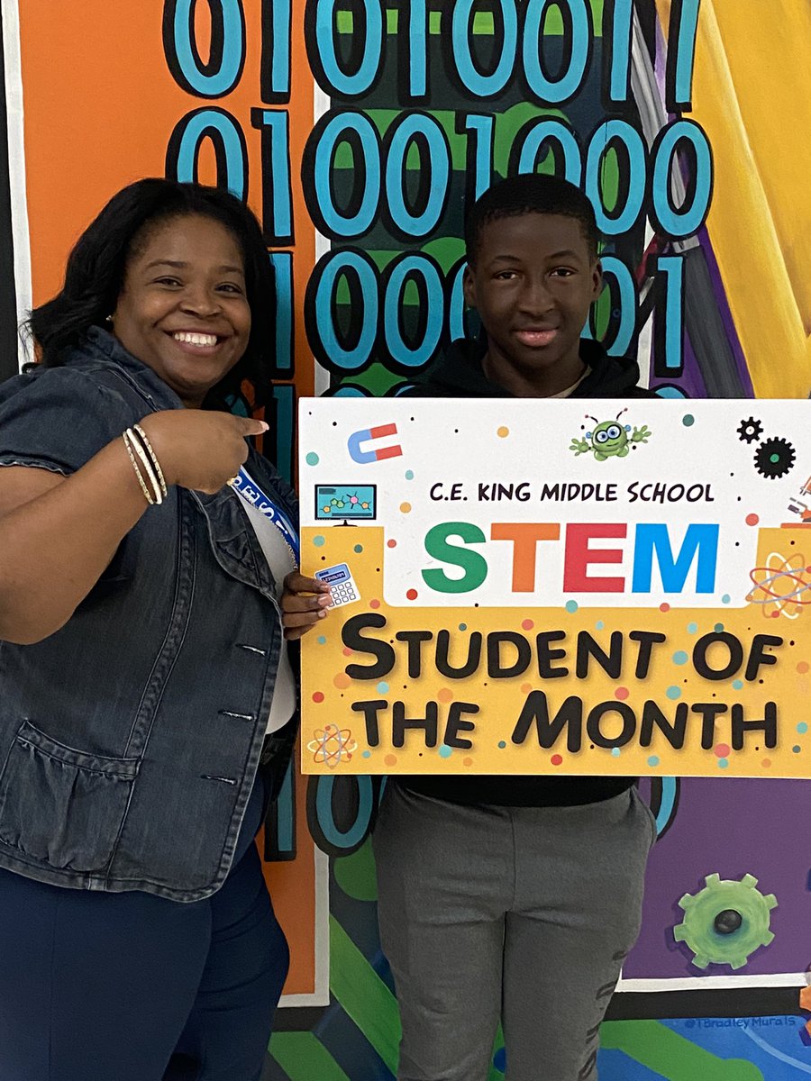 flkhenderson1's tweet photo. Celebrating our KMS September STEM Students of the Month for 6th, 7th and 8th Grade. These student have started the year being amazing students. @sheldonisd @SheldonSTEM @MrsMCrowder @KMS_Panthers @KMSPantherSTEM https://t.co/qrYaAyP3AK