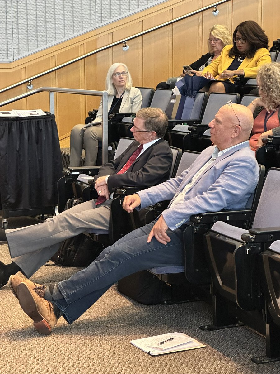 Michelle Williams (@mzwill_goblue) on Twitter photo Professor and V. Chair of Ctr. for Health Profession Education Uniformed Services University, Steven Durning, MD, PhD, MACP, lauds the diverse and extensive career of <a href="/umichDLHS/">LearningHealthSci-UM</a> Professor, Larry Gruppen, PhD, at symposium honoring Gruppen’s work. Professor and V. Chair of Ctr. for Health Profession Education Uniformed Services University, Steven Durning, MD, PhD, MACP, lauds the diverse and extensive career of <a href="/umichDLHS/">LearningHealthSci-UM</a> Professor, Larry Gruppen, PhD, at symposium honoring Gruppen’s work.