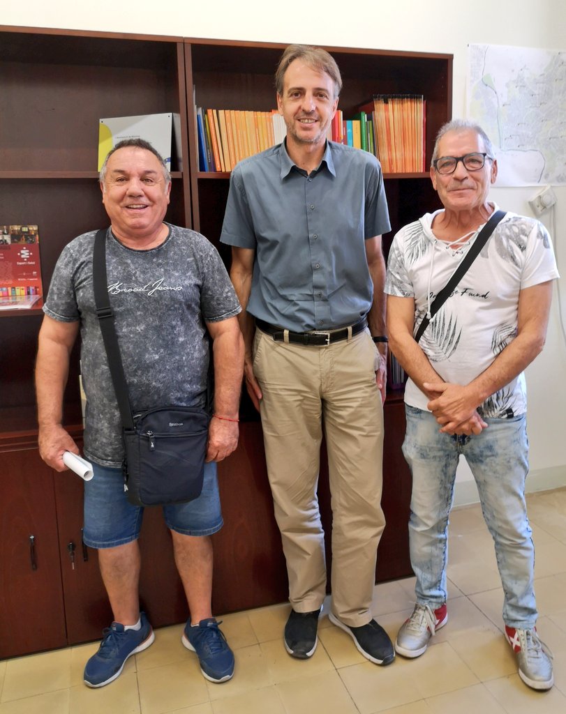 anjovalenti's tweet photo. Avui amb el President del FC de la #Balconada coneixent la situació de l'entitat i la dels seus equips que no sols donen vida i cohesió #esportiva a tot un barri, sinó també al conjunt la seva ciutat #Manresa!
#ManresaSomEsport https://t.co/JBBww8yBsa