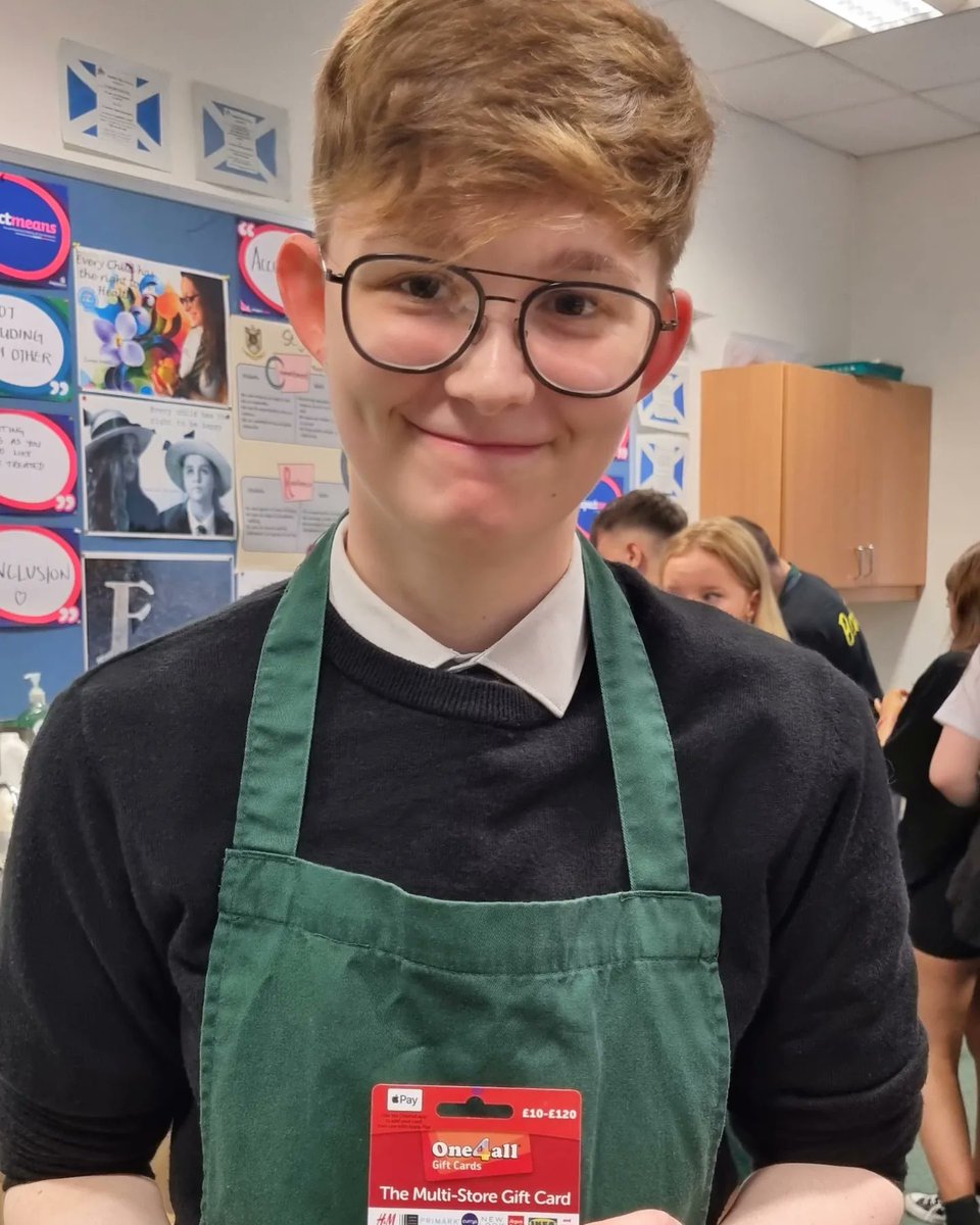 JOHSDYW's tweet photo. Congratulations to Breagha Philpott who is employee of the month. Breagha is a great asset to the team, helping out in all roles that help make Cuppa J.O delivery service run smoothly. Breagha is so competent, she now helps train other pupils. Proud teacher ☕️
@StJOHS https://t.co/6ET3snejtn