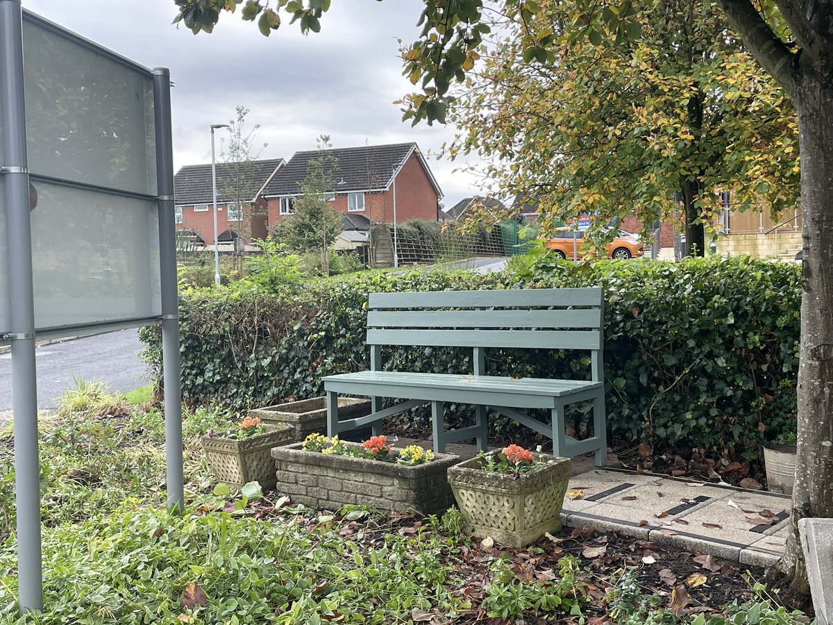 Wesham Rehabilitation Centre (@centrewesham) on Twitter photo Fabulous new addition to our outdoor space. Created within the woodwork sessions facilitated by HWW John in collaboration with our service users. Thank you to the locals of Wesham for donating the flower trough and planters 🌷🌻🌹
<a href="/WeAreLSCFT/">Lancashire & South Cumbria NHS Foundation Trust</a> Fabulous new addition to our outdoor space. Created within the woodwork sessions facilitated by HWW John in collaboration with our service users. Thank you to the locals of Wesham for donating the flower trough and planters 🌷🌻🌹
<a href="/WeAreLSCFT/">Lancashire & South Cumbria NHS Foundation Trust</a>