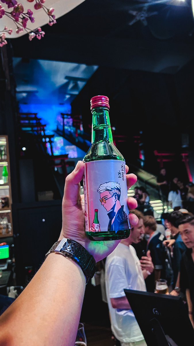 IAMWIL_W's tweet photo. Call me Genji 🗡️
Grabbed another #AZUKIELEMENTALS during the “Into The Garden City” party by @azuki_singapore !
Hope everyone enjoyed the event! Thank you to everyone who supported us thus far #BROWNWORKGROUP !
Glad to have met every single one of ya!
IKZ
@Azuki https://t.co/O912vdl0Wx