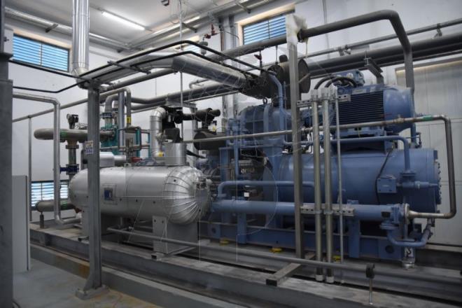 TapNewsAgency's tweet photo. #Tunisia: "UTIQUE GAZ", the company specialising in production of chemical products for food industry will resume supplying gas to soft drink factories and medical units such as dialysis units, after the #Utique gas field in #Bizerte resumed operations. https://t.co/F89Bc2Sw7J https://t.co/zAEtatqJbw