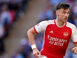 dublingunner's tweet photo. I’ll be honest. I am missing Tierney. @Arsenal #COYG https://t.co/XM9xT4WZ5B