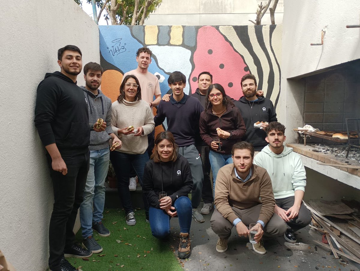 Hoy nuestro polo tecnológico de Florida cumplió un año. 
Superando expectativas
Superando cantidad de colaboradores 
Superando efectividad en nuestros proyectos 
Pero sobre todo, superando la calidad humana y el compromiso de cada uno. 
Estamos orgullosos de nuestro equipo 🙌🏼