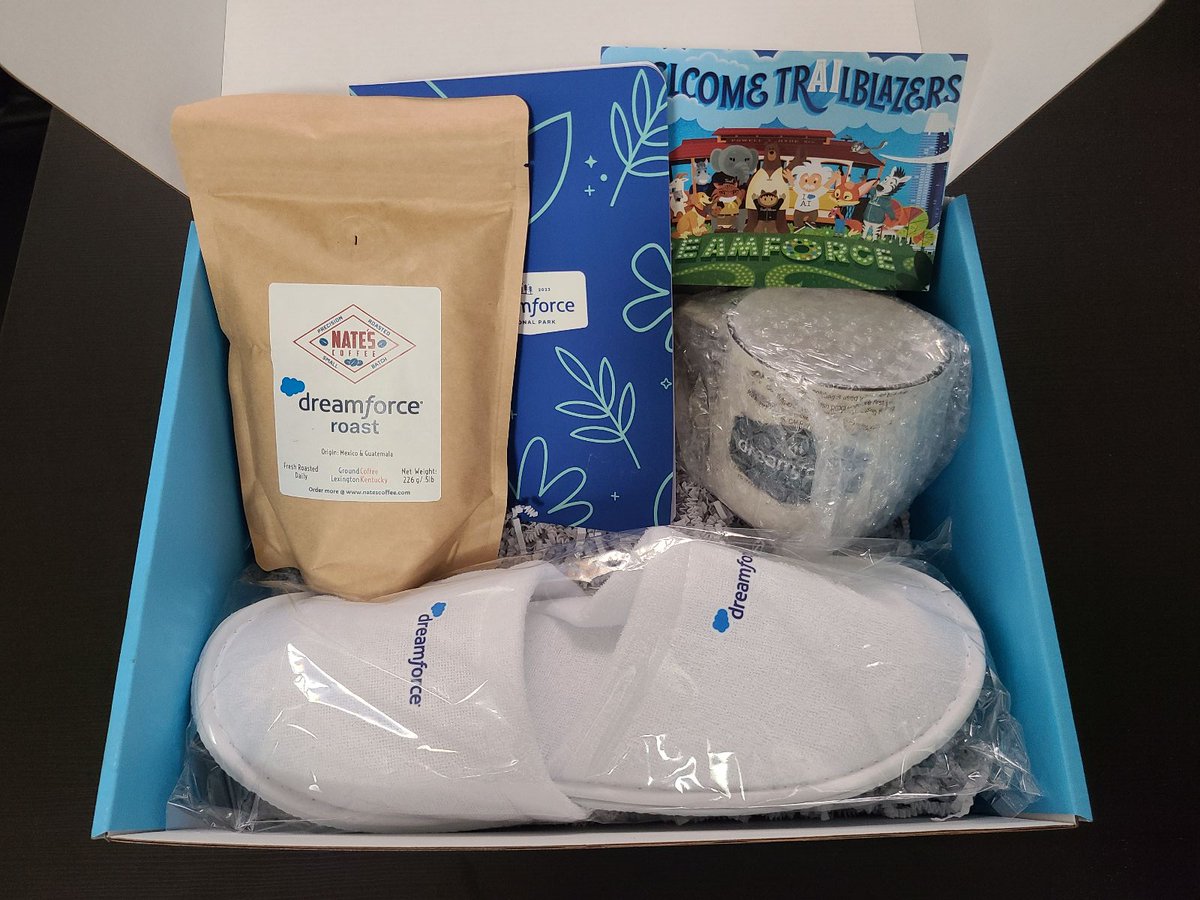 debirawan's tweet photo. Thanks for the Dreamforce Watch Kit! @gofooji #DF23 https://t.co/GBSX5D5i26