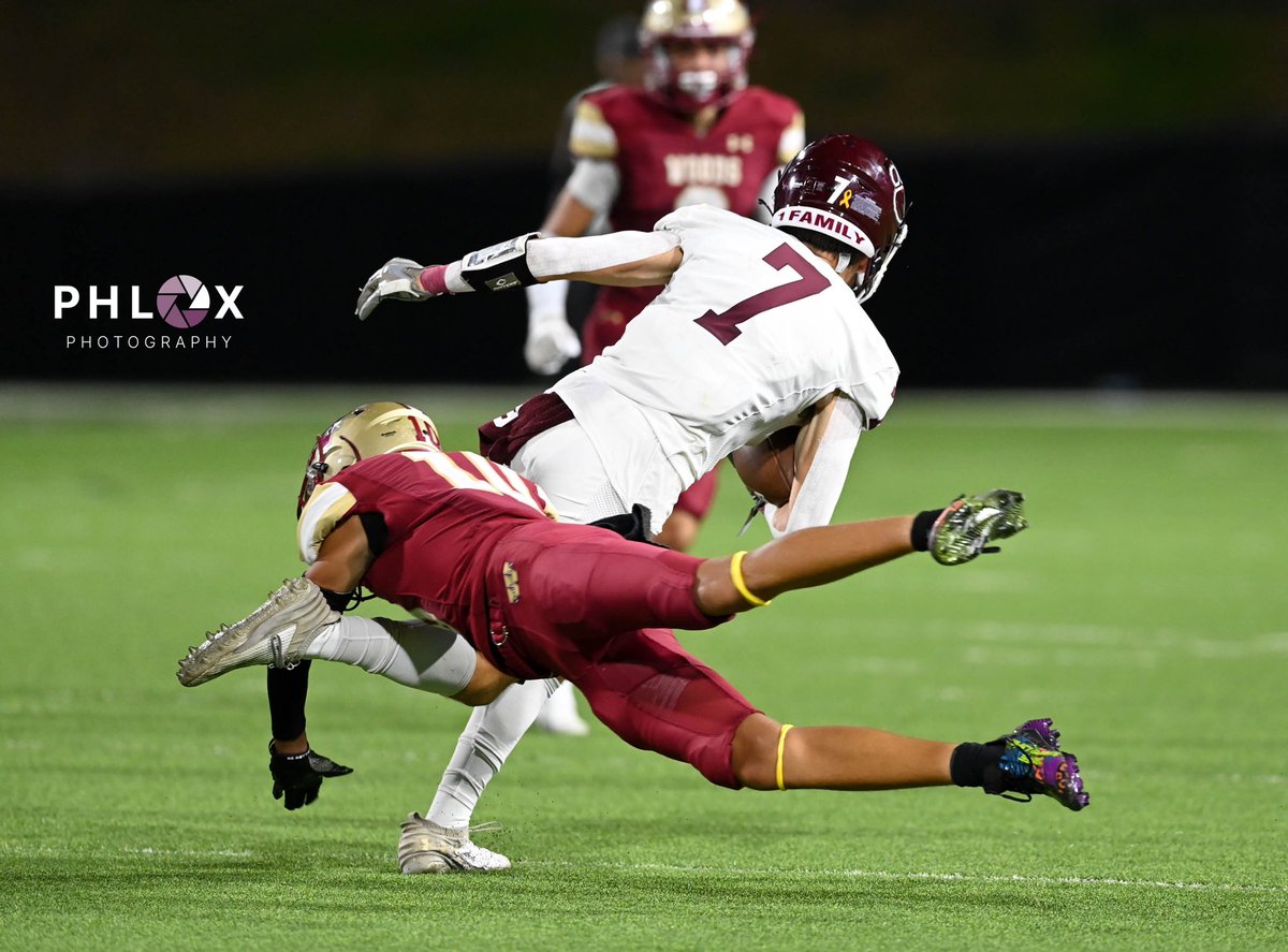 vypesideline's tweet photo. Football Season is back in full swing 🙌🙌

Check out these photos from Cy Woods vs Cy-Fair at 
https://t.co/9sEVYMuszc

#sportsphotography #sportsphotographer #footballseason #htxhsfootball #htxfootball #hsfootball #txhssports #htxsports #footballszn #txhsfb #txhscheer #cheer https://t.co/LIAQWx79VF
