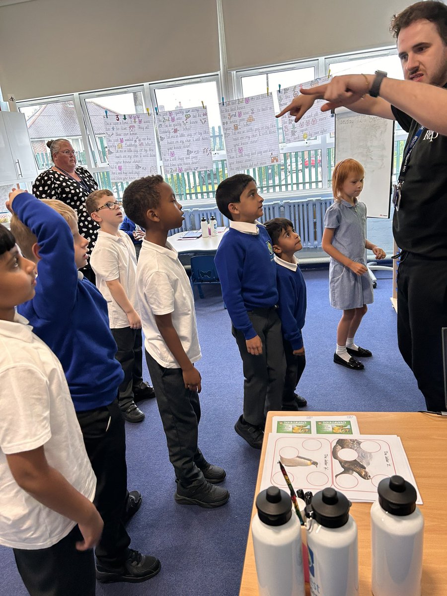 LFPAPjhast's tweet photo. The Gruffalo’s absolutely LOVED their ‘Actor in residence’ session today. Our session was based on our Talk for Write book ‘The Three Little Pigs’. Looking forward to next weeks session already!
#miniactors #gruffalos #3littlepigs
@Lea_Forest_HT @lea_forest_curr @LFP_MrsN https://t.co/cCa0oSdKPt