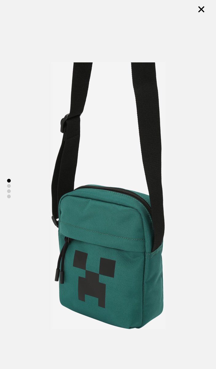 RPodoso's tweet photo. Damn Lacoste, you make pretty cool stuff. #Minecraft #lacoste #fashion #model #clothes #bag #cool #fire #interesting https://t.co/I5jyfVPwlR