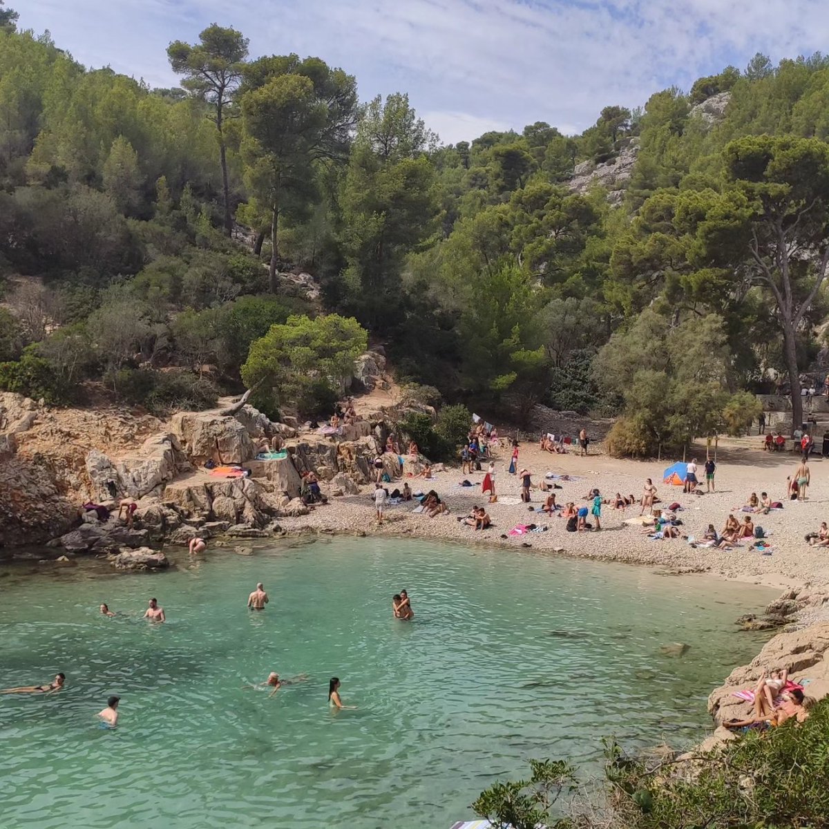 ABarrettBoy's tweet photo. What a spectacular place! Cassis. #LesCalanques I'm definitely coming back here. (1/2) https://t.co/hvBVqGAwbF