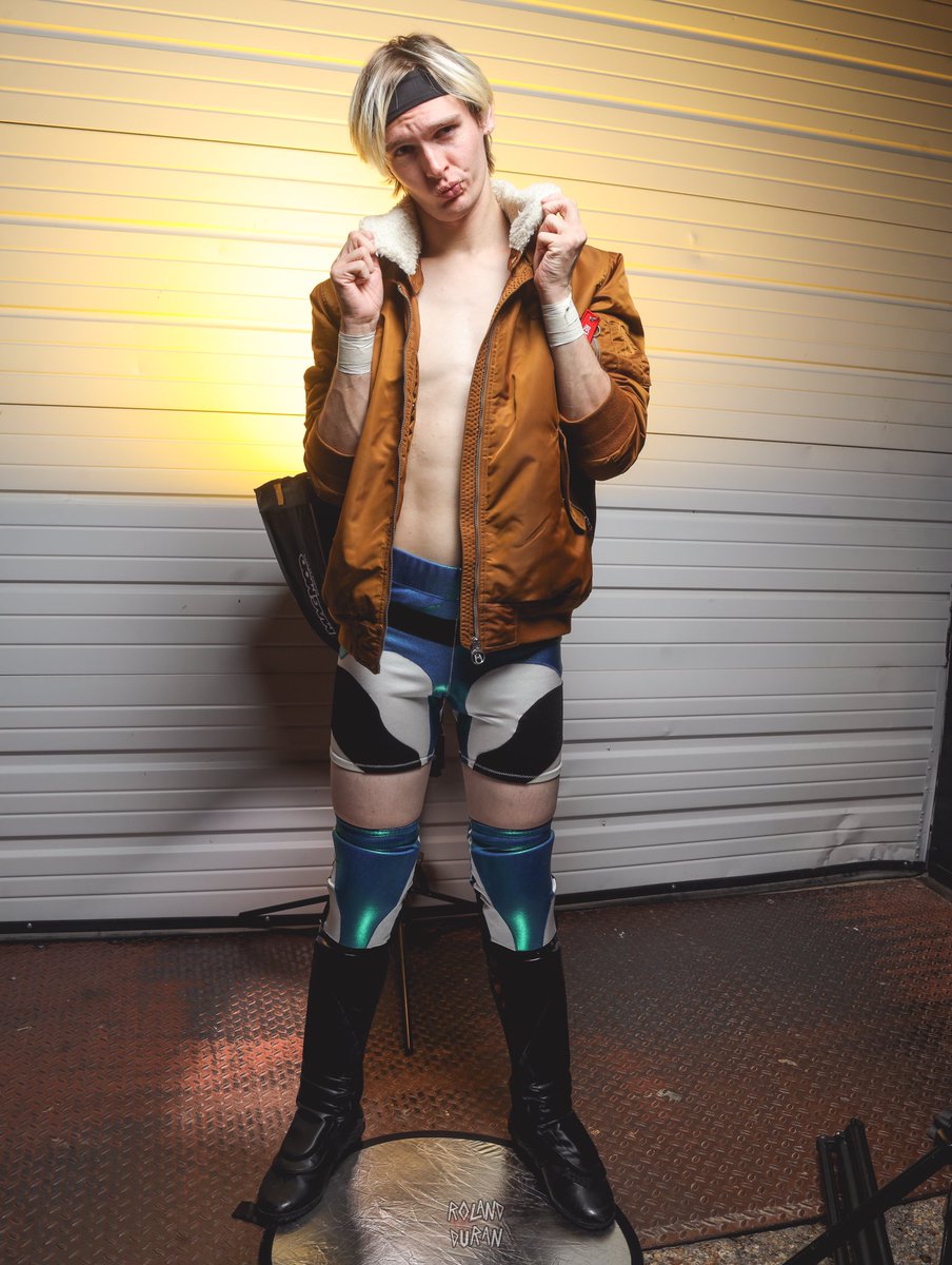 TrevorBluePro's tweet image. You know you love it
#imbetter #undefeated #unpoundables #unbreakable #babyblue #prowrestling #ref #referee #champion #wrestling #gmc #dreamer #work #motivation #fight #miracle #aapw #wwe #nxt #blue #lastmanstanding #newyork #yankees #yankee #longisland #aew #aewdynamite #indies