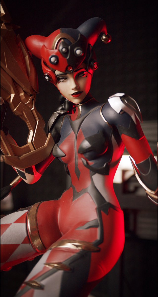 JPL_Animation's tweet photo. Finally its done. The Widowmaker Harlequin statue is finished. she's stand around 65cm ( 2 feet ) tall. hope ya'll like it.   

#widowmaker,  #harlequin #Overwatch2 #Overwatch #3DPrint

@Blizzard_Ent
@PlayOverwatch https://t.co/0l0aRAzCl0
