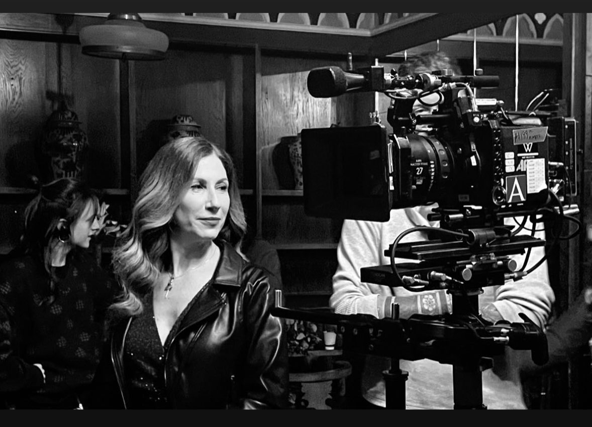 Gaynor Faye tweet media