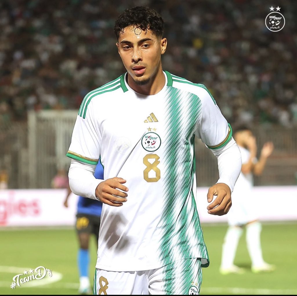 DZFOOTBALLDZ's tweet photo. 🚨GOAAAAAAAAAAAAAAAAL DE FARÈS CHAIBI ! https://t.co/tJXQPU2YnQ