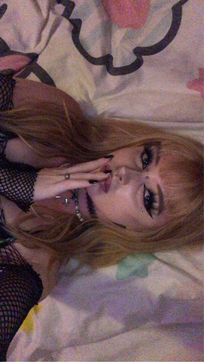 MissAshleyyK's tweet photo. Mommy wants u on ur knees puppy
Approach correctly 💖 

Geldslaaf findom paypig 2dfd rtslave femdom spoiledbrat mommyfindom https://t.co/ps4q1qPBZM