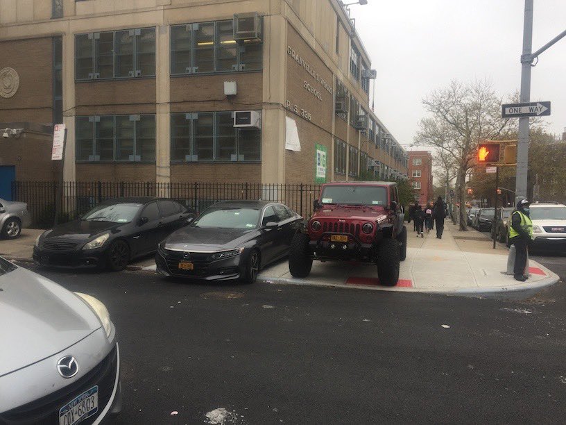 OsseChi's tweet photo. For decades, the 77th Precinct used the sidewalk on Bergen Street for parking. Being that there are 2 schools on this block, for YEARS, children (and parents + teachers) have had to walk in the street to get to school. 

We finally solved this problem starting this school year. https://t.co/mh497wNGGq