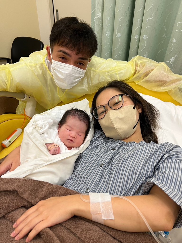 Bruno812Sato's tweet photo. 2023.09.12 12:38 Born

家族が増えました👪
パパと1ヶ月違いで産まれた👶

#3552g #52cm https://t.co/rWDEb5OqL9