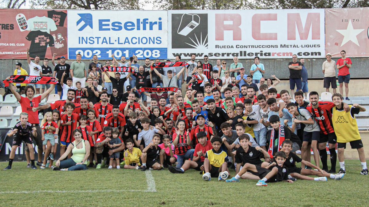 SempreReus1909's tweet photo. Hola família,després del magnífic resultat de diumenge passat,llancem una pregunta perquè participeu i recordeu històries roig-i-negres.Recordes quan va ser l'últim cop que el Reus va guanyar per a 4 gols de diferència,en categoria nacional?
#ForçaReus #SempreReus
📷 @ReusFCR https://t.co/bMSUQV2ZEL
