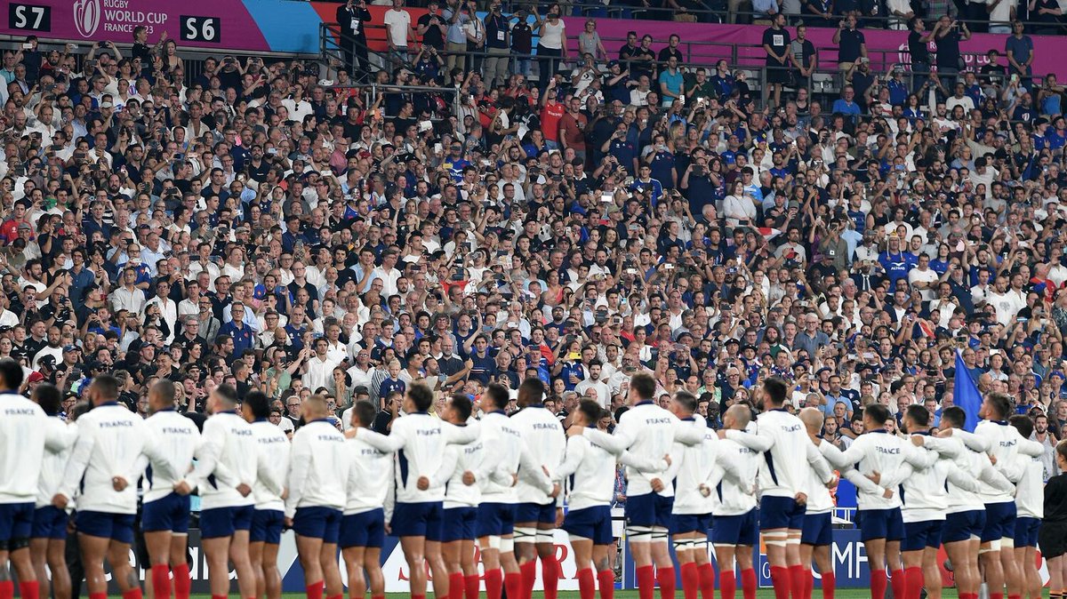 franceinfo's tweet photo. Coupe du monde de rugby : les hymnes chantés en canon abandonnés par les organisateurs
➡️ https://t.co/BfpJup13Te https://t.co/BNv8evPElf