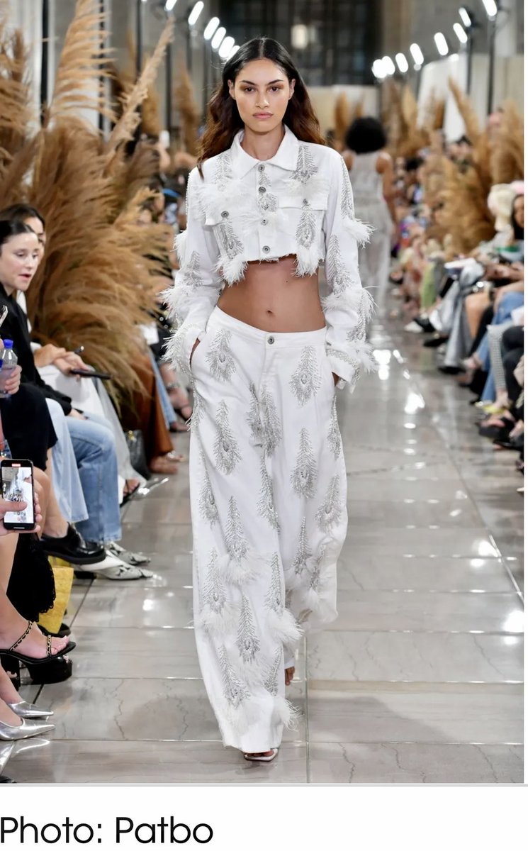 enilev's tweet photo. 👛 At #NYFW, #tech is behind the scenes, not in the spotlight 
By @maghanmcd 
@voguebusiness 
#FashionWeek #Fashiontech #NewYorkFashionWeek 
👉https://t.co/pcLmMycDW7 

@SpirosMargaris @mvollmer1 @Khulood_Almani @efipm @FrRonconi @CurieuxExplorer 
@GlenGilmore @pierrepinna @psb_dc @anand_narang @efipm @IanLJones98 @BetaMoroney @jblefevre60 @GlenGilmore @Nicochan33 @Fabriziobustama @bimedotcom @PawlowskiMario @labordeolivier @HaroldSinnott @Hana_ElSayyed @joana_ut 
@MargaretSiegien @gvalan @hashtagmarketi7 @FmFrancoise @jeancayeux 
@bimedotcom @JeromeMONANGE @mikeflache @EstelaMandela @theomitsa @MiriamAsensi 
@gerald_bader @RLDI_Lamy @Analytics_699 @AlbertoEMachado @segundoatdell  
@fogle_shane @JolaBurnett @baski_LA  @Eli_Krumova @pettet50 @marcusborba @JBarbosaPR @MaiaGabunia @TheAIObserverX 
#Futureoffashion