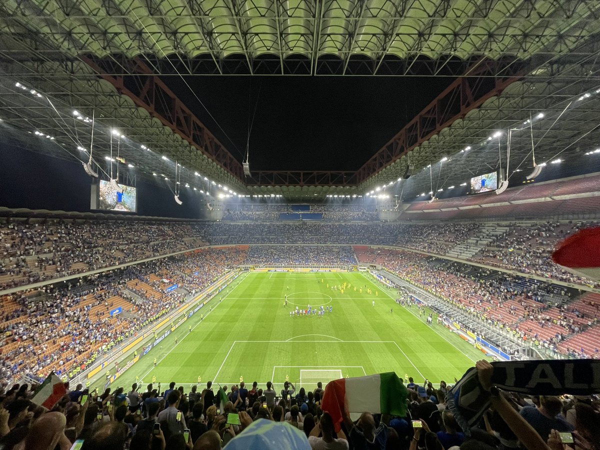 AnelBall15's tweet photo. Unreal this place https://t.co/1ALMQiRkgN
