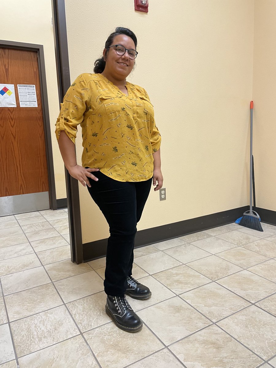 GemsBooktique's tweet image. 1st day of the Scholastic Book Fair-Read with style, wear your boots! The book fair will be open today during Parent/Teacher Conferences. @GEMS_RSalcido @CoronaAlex_GEMS #GEMSpride