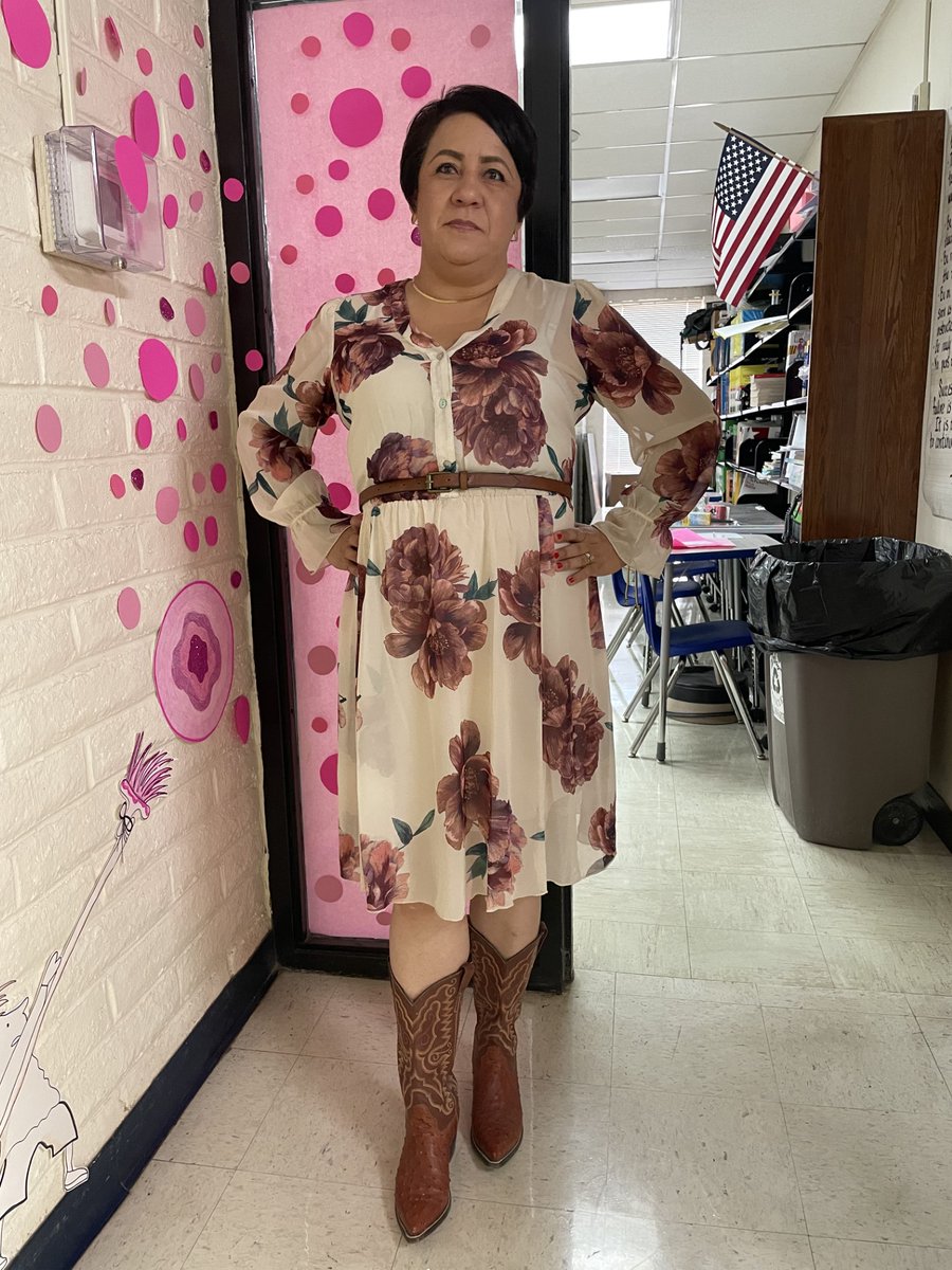 GemsBooktique's tweet image. 1st day of the Scholastic Book Fair-Read with style, wear your boots! The book fair will be open today during Parent/Teacher Conferences. @GEMS_RSalcido @CoronaAlex_GEMS #GEMSpride